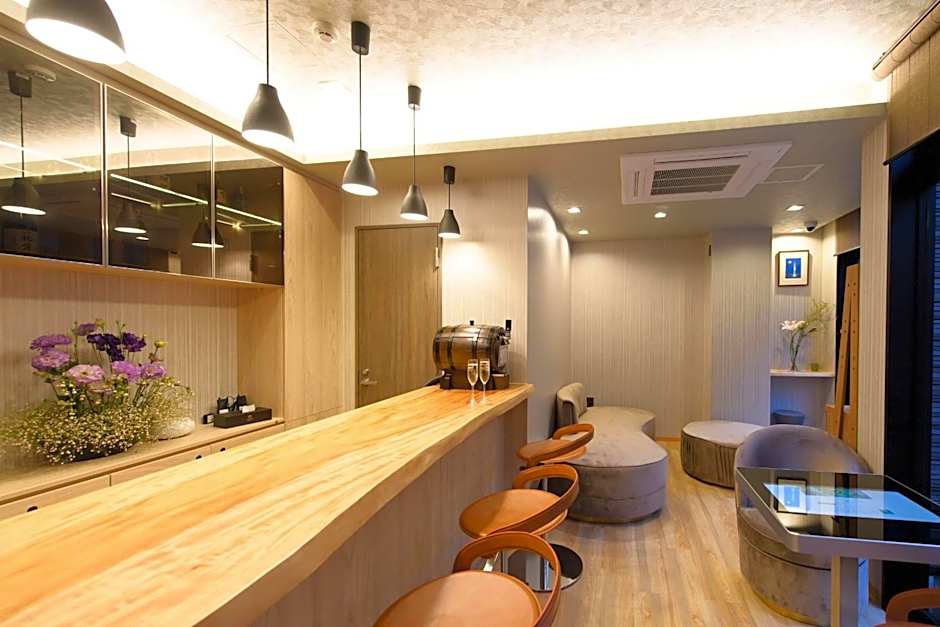 SOLA HOTEL