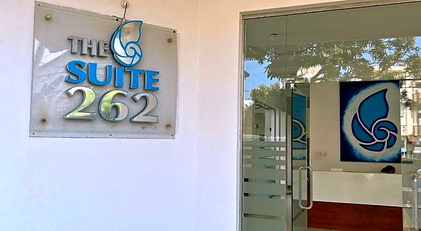 The Suite 262