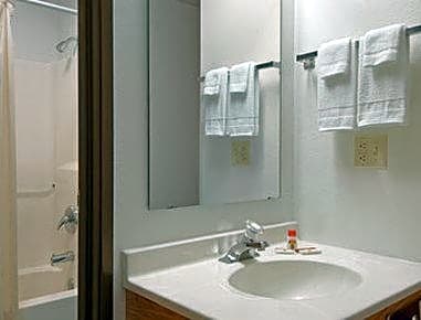 Super 8 by Wyndham Lisbon