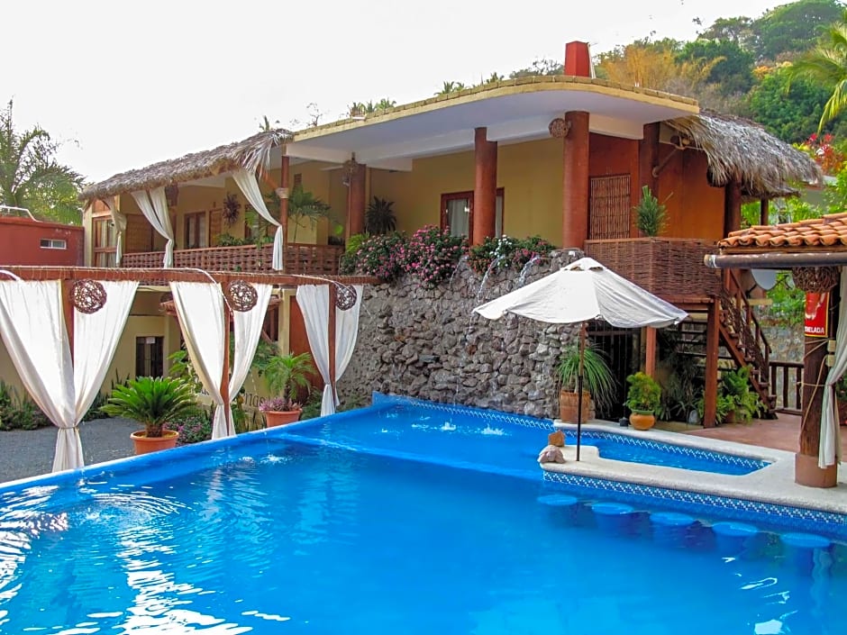 Hotel Villas Las Azucenas