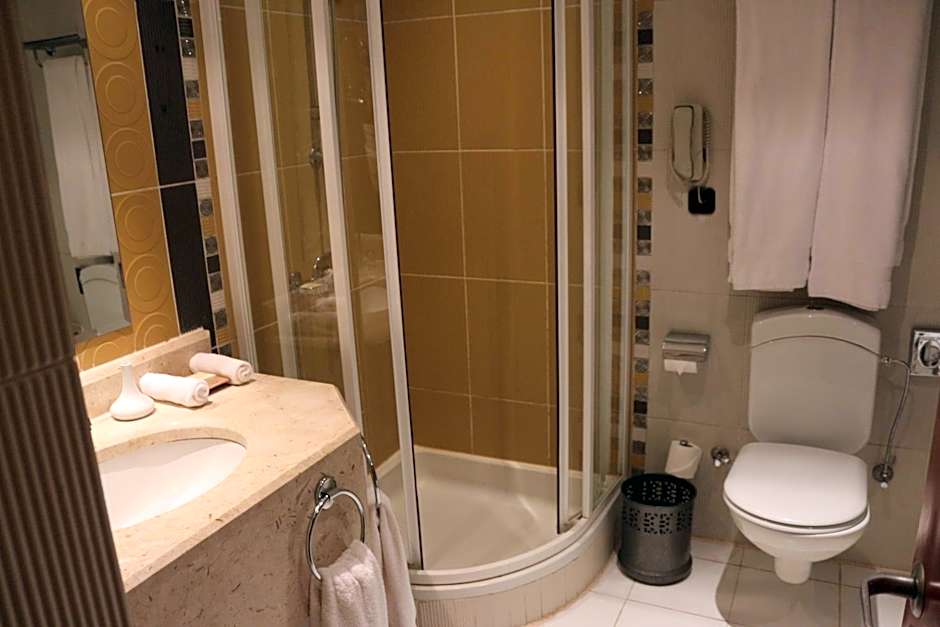 Steigenberger Hotel and Nelson Village