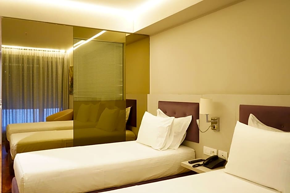 Bougainville Bay Hotel