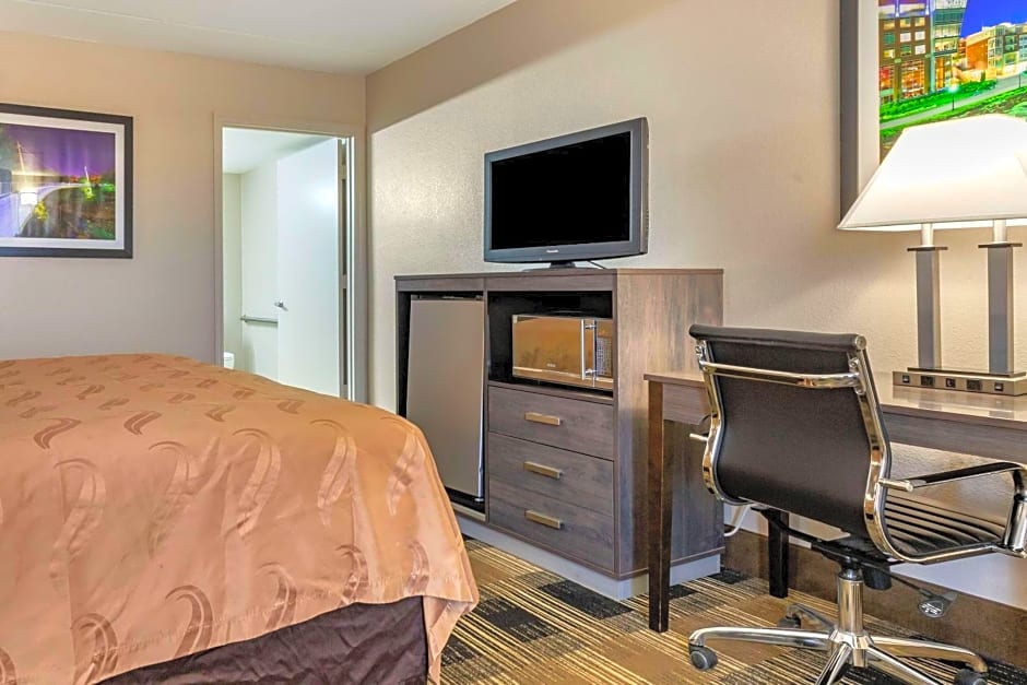Quality Inn South Duncan