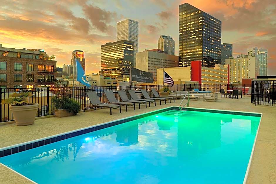 Renaissance New Orleans Arts Warehouse District Hotel