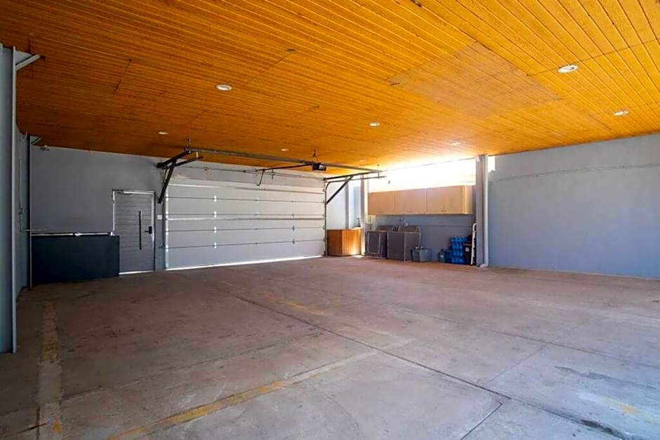Presidential Studio with Gated Parking at Casas Sanblu