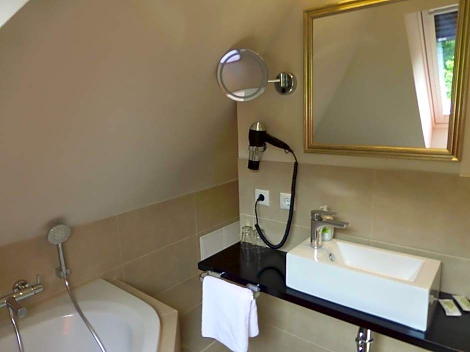 Villa Waldfrieden - Design trifft Budget