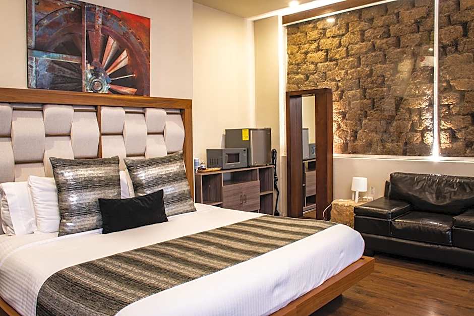 Hoteles ANTIGUA - SANTA LUCIA MTY
