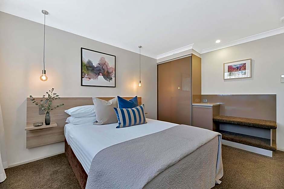 Central Caleula Motor Lodge