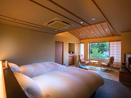 Deluxe Room with Tatami Area and Open-Air Bath A - Non-Smoking (2nd floor)