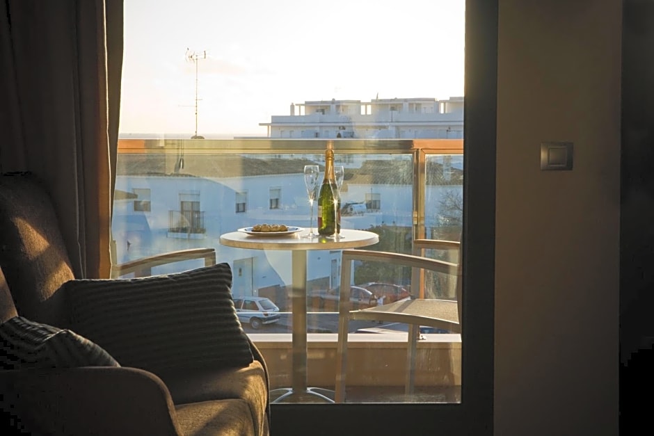 Hotel y Apartamentos Conilsol