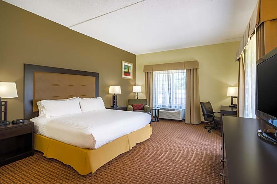 Holiday Inn Express Hotel & Suites-North East By IHG