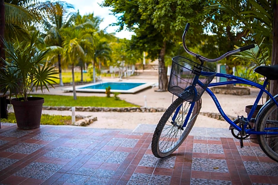 Royal Palm Bacalar Cabañas & Lagoon Club