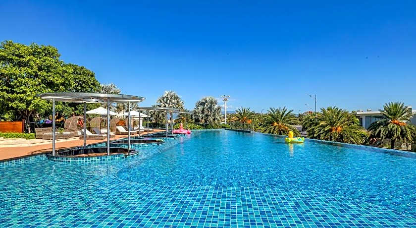 Wyndham Grand KN Paradise Cam Ranh