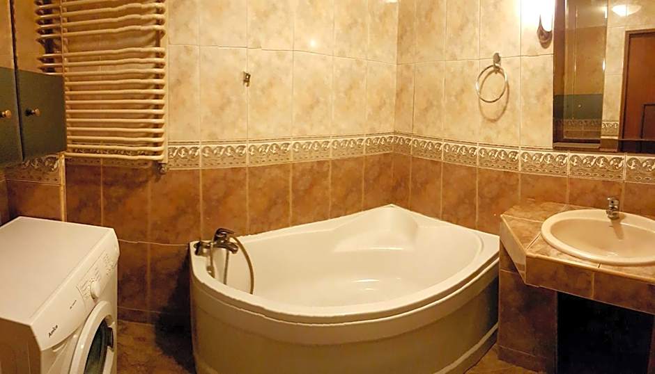 Niebieski Meander Pokoje blisko metra