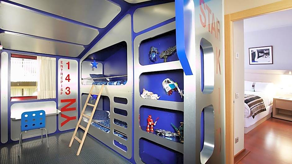 Suites Plaza Hotel & Wellness