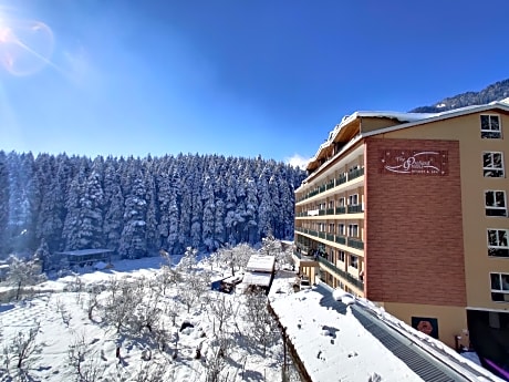 The Orchard Greens Resort - A Centrally Heated Property