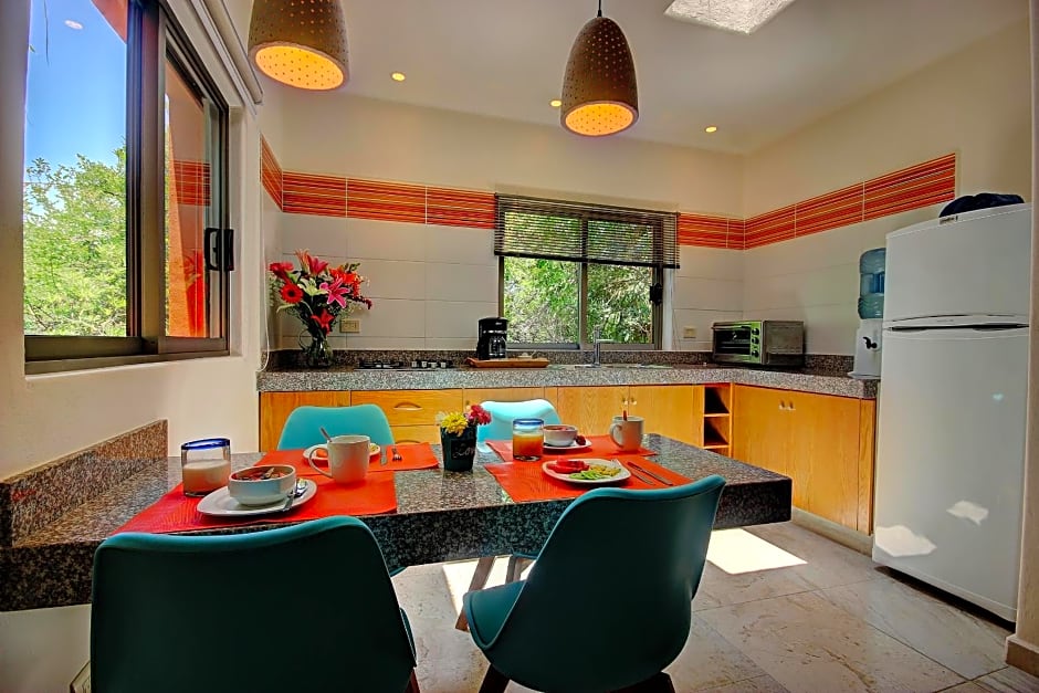 Riviera Maya Suites
