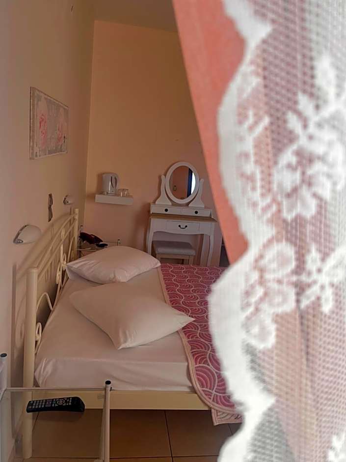 Isidora Hotel