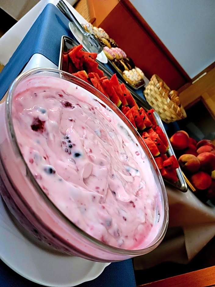 Gizella Hotel and Restaurant