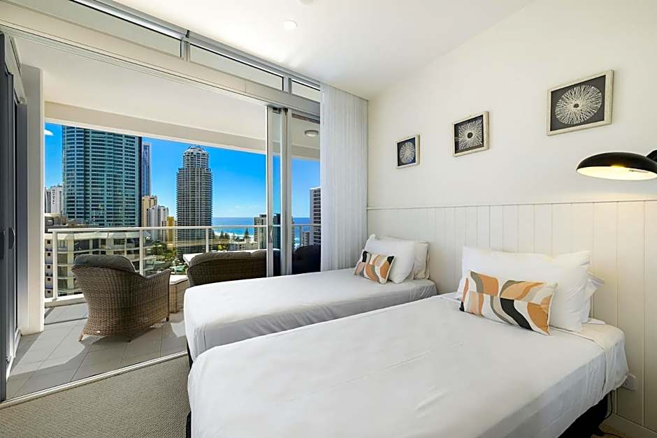 Artique Surfers Paradise - Official