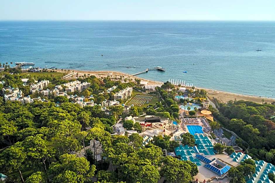 ROBINSON PAMFILYA - All Inclusive