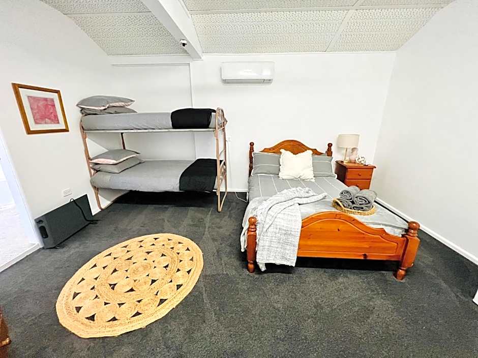 Talbingo Lodge - Selwyn Accommodation