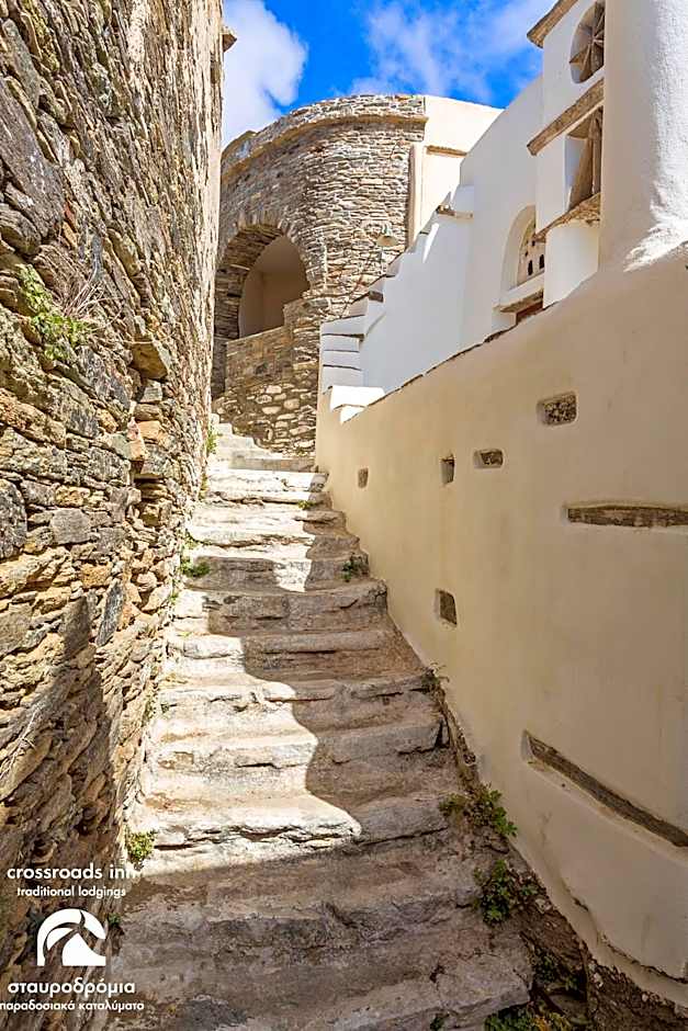 Crossroads Inn Traditional Lodging