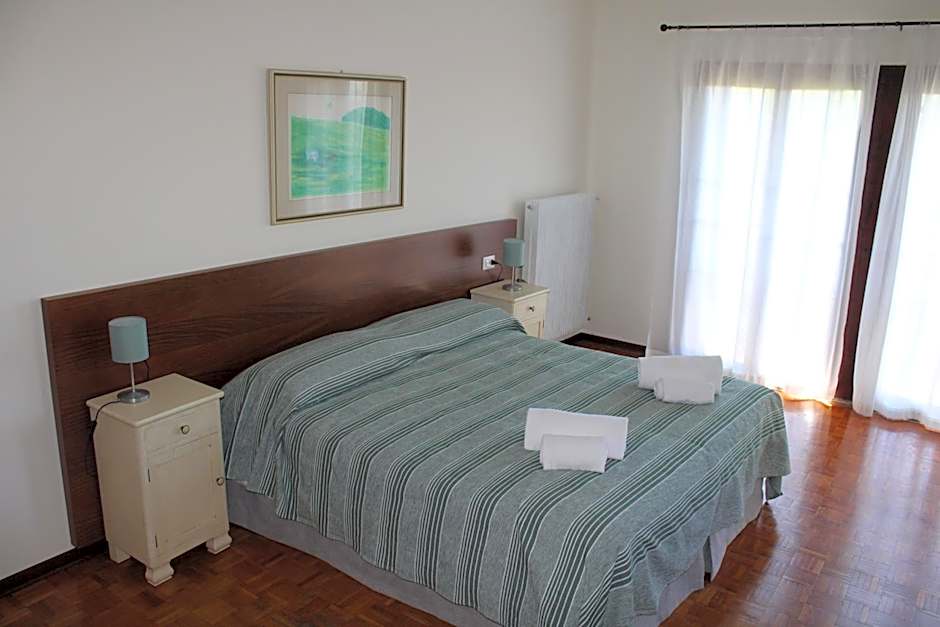 Zdjęcie 1 z 6 — 1 Double Bed or 2 Beds