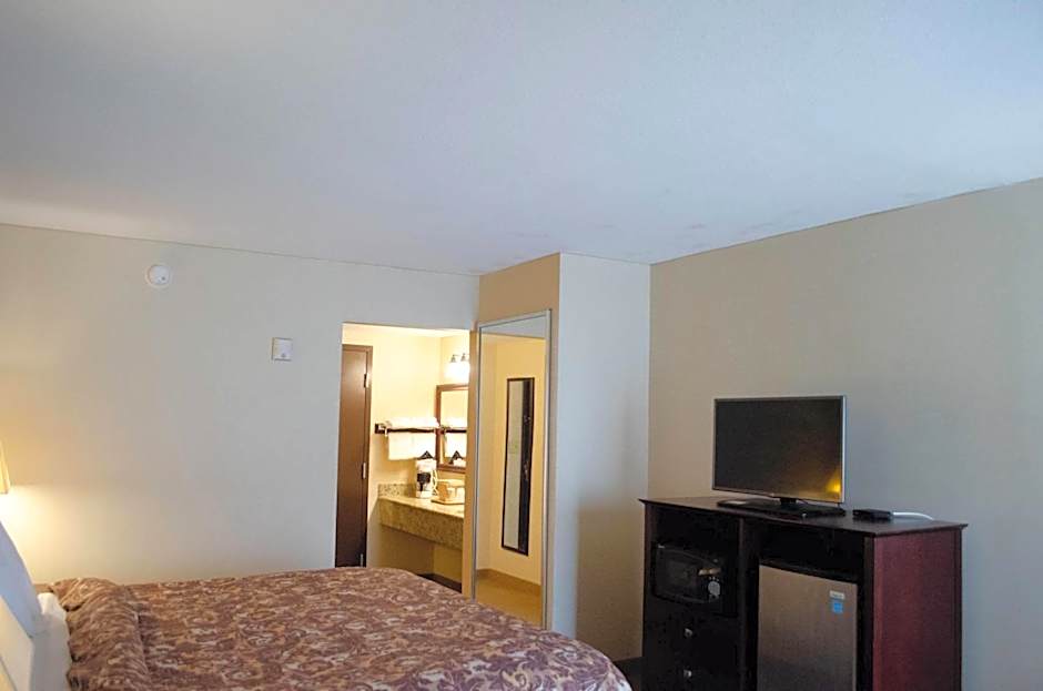 Rodeway Inn & Suites East Windsor