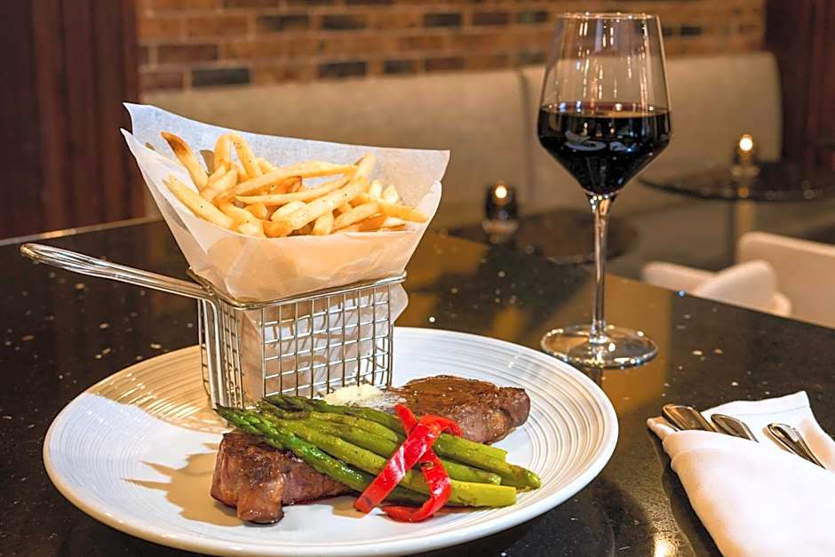 Sheraton Indianapolis City Centre Hotel