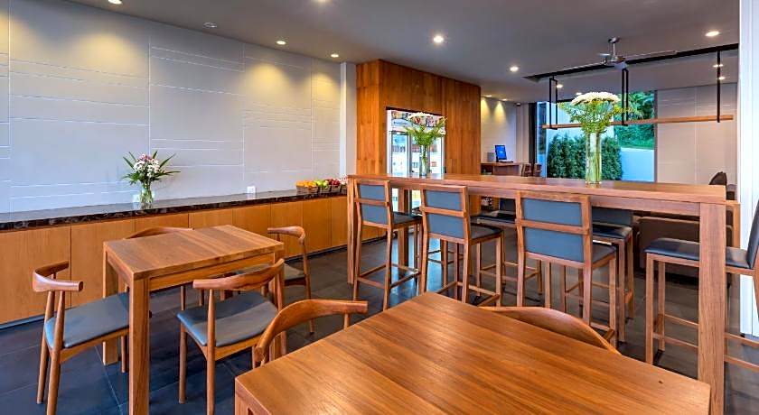 X10 Seaview Suites at Panwa Beach