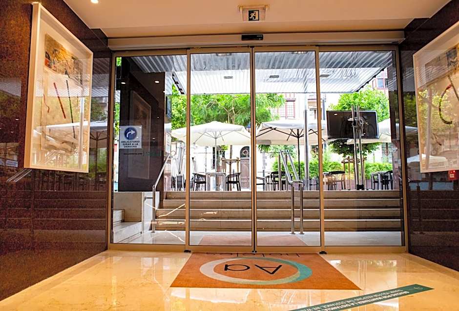 Hotel los Bracos by Silken