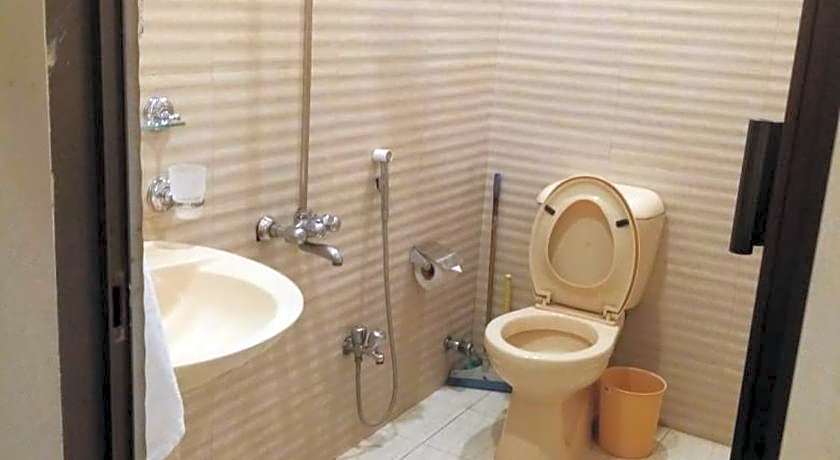Hotel Inn – Karachi, OK