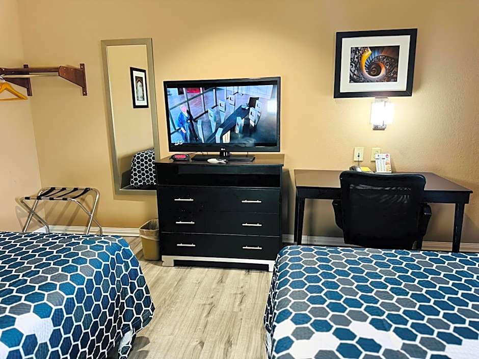 Executive Inn & Suites