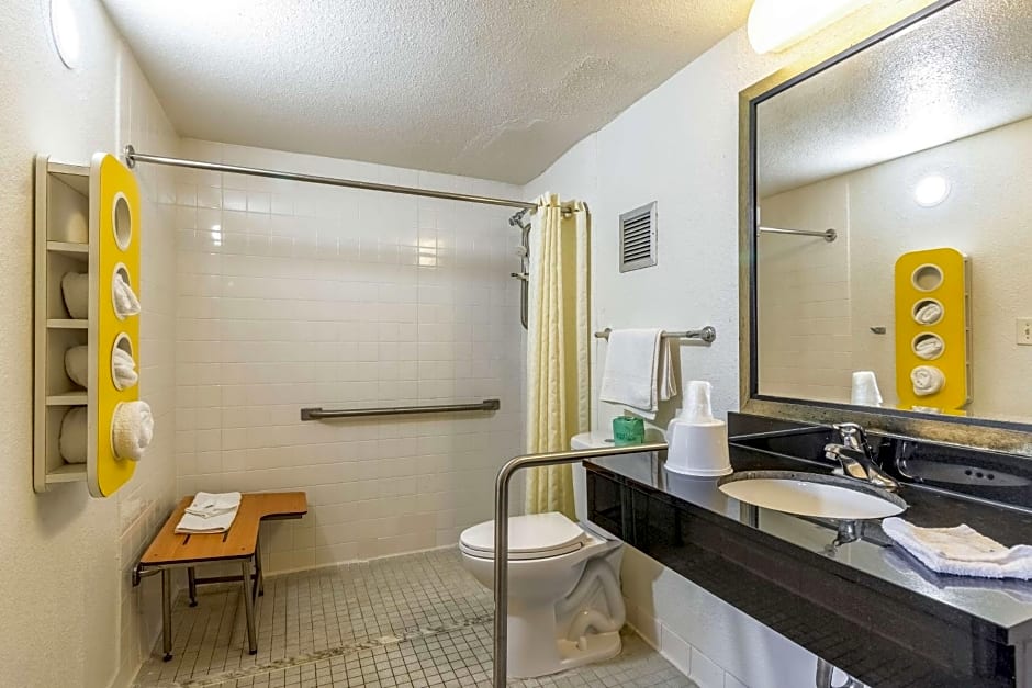 Motel 6-Little Rock, AR - West