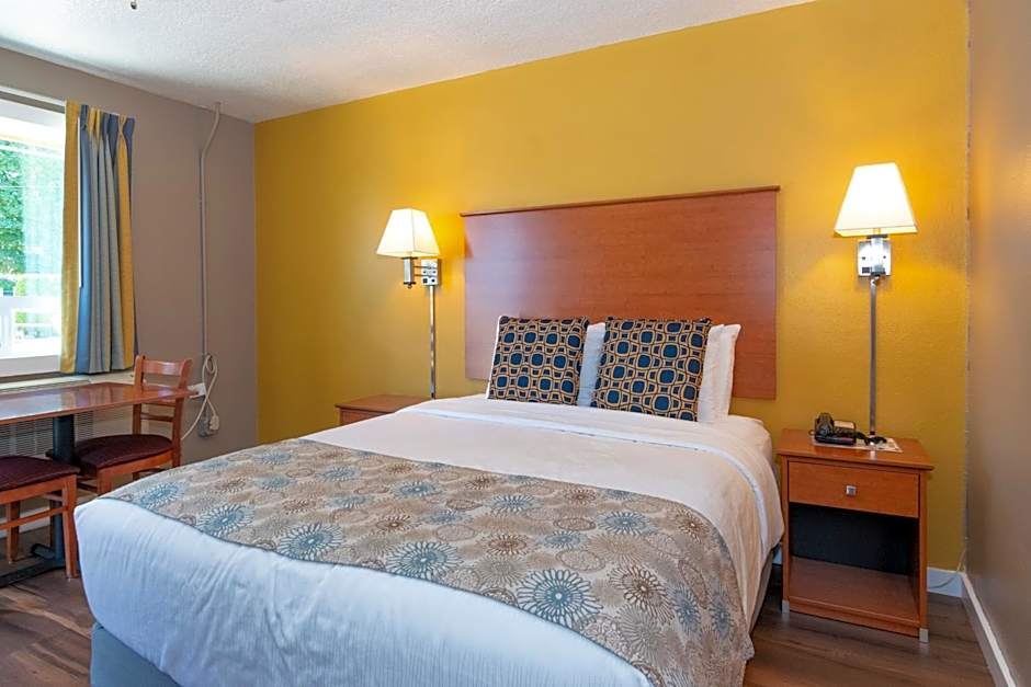 Nordic Inn and Suites