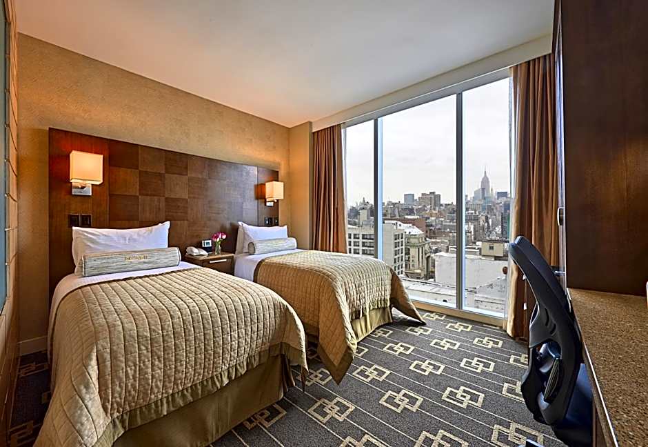Wyndham Garden Chinatown