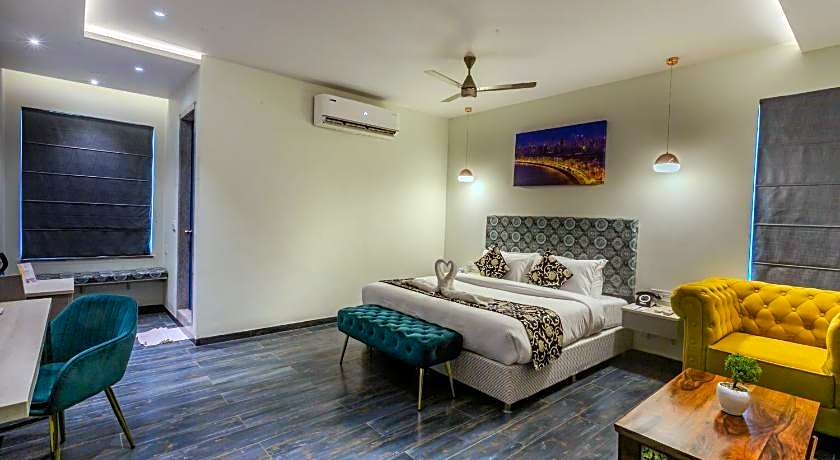 World Inn Hotel