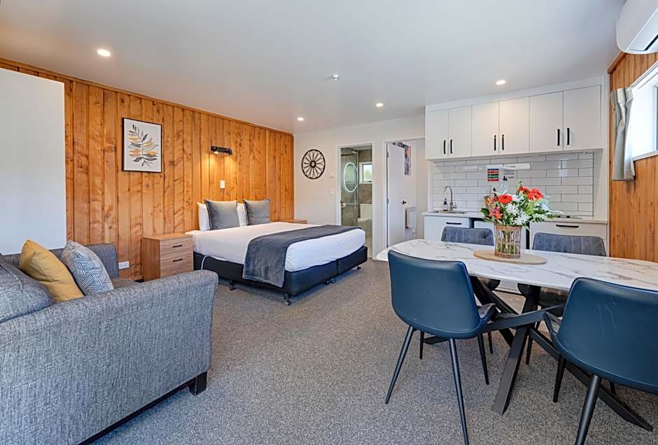 Archway Motels & Chalets