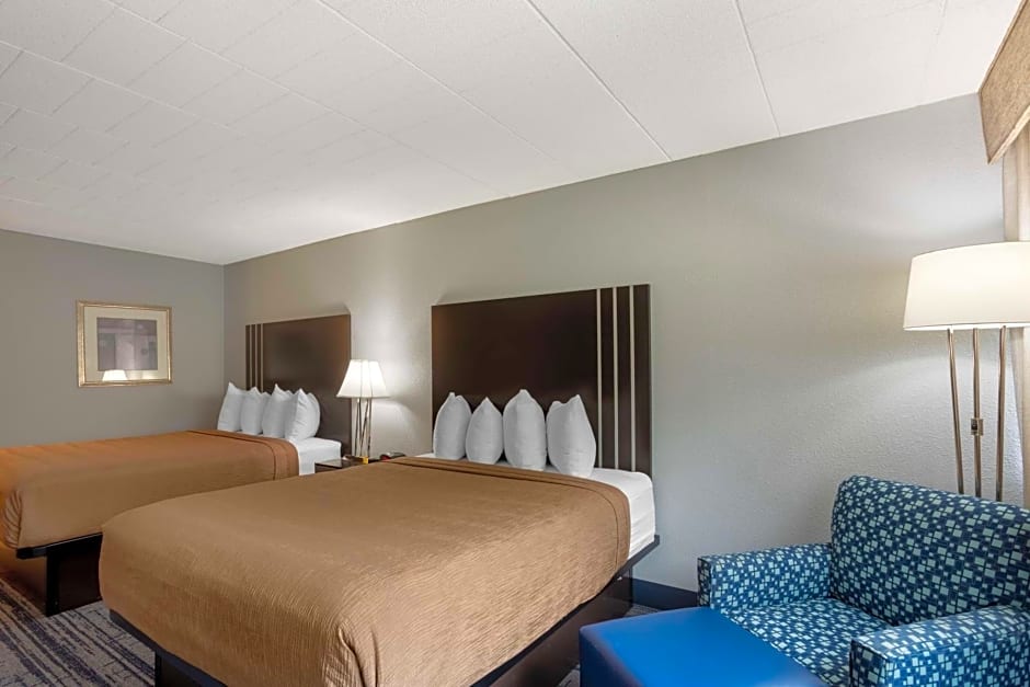 Best Western Plus Reading Inn & Suites