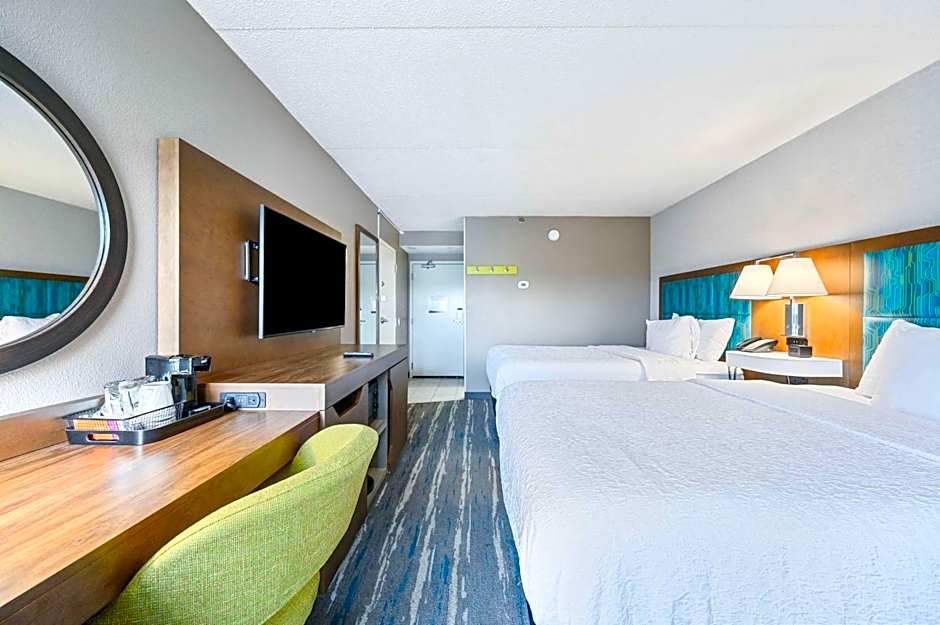 Hampton Inn By Hilton St. Louis/Westport