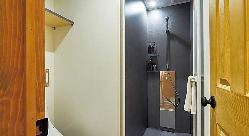 mizuka Imaizumi 4 - unmanned hotel -