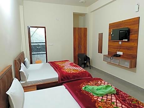 Shri Girraj Residency