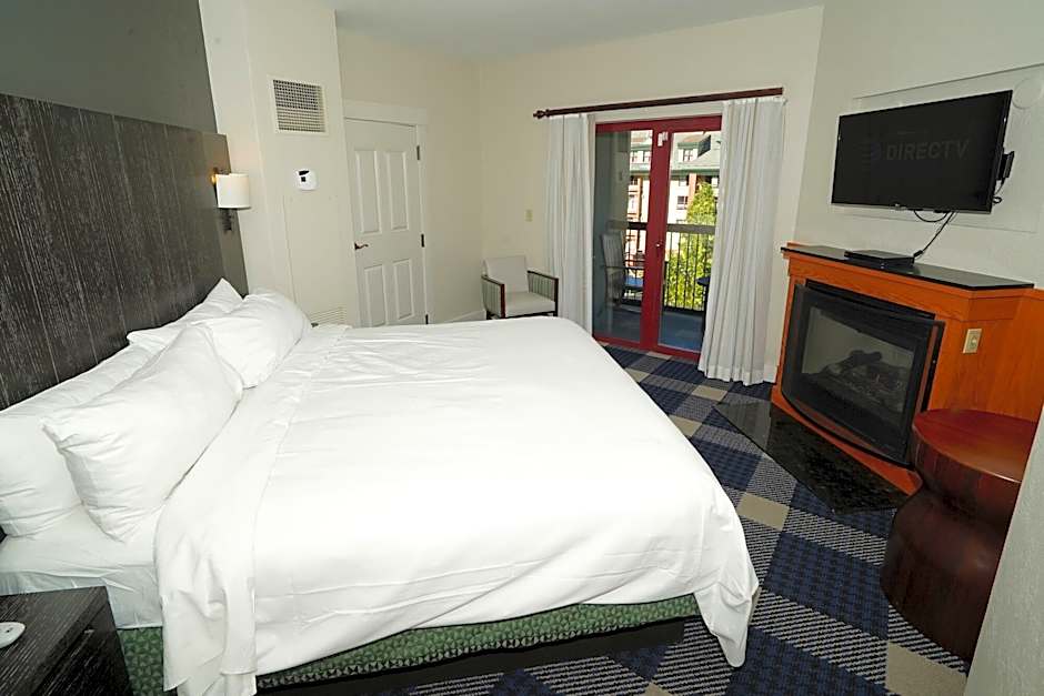 Heavenly Village Condos - Grand Residence