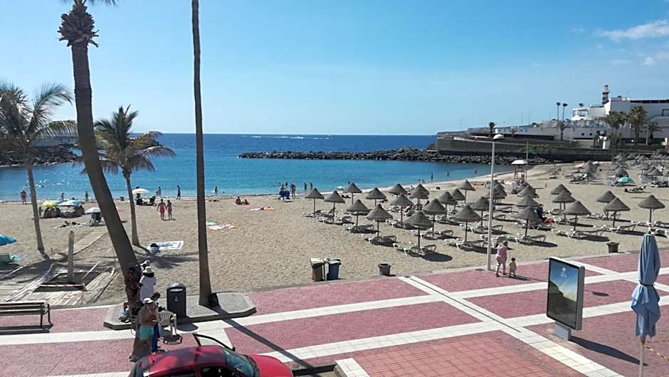 Los Geranios, Close to BEACH, Puerto Colon, YellowCat 2