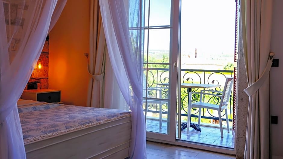 CASA RUBİNO BUTİK OTEL