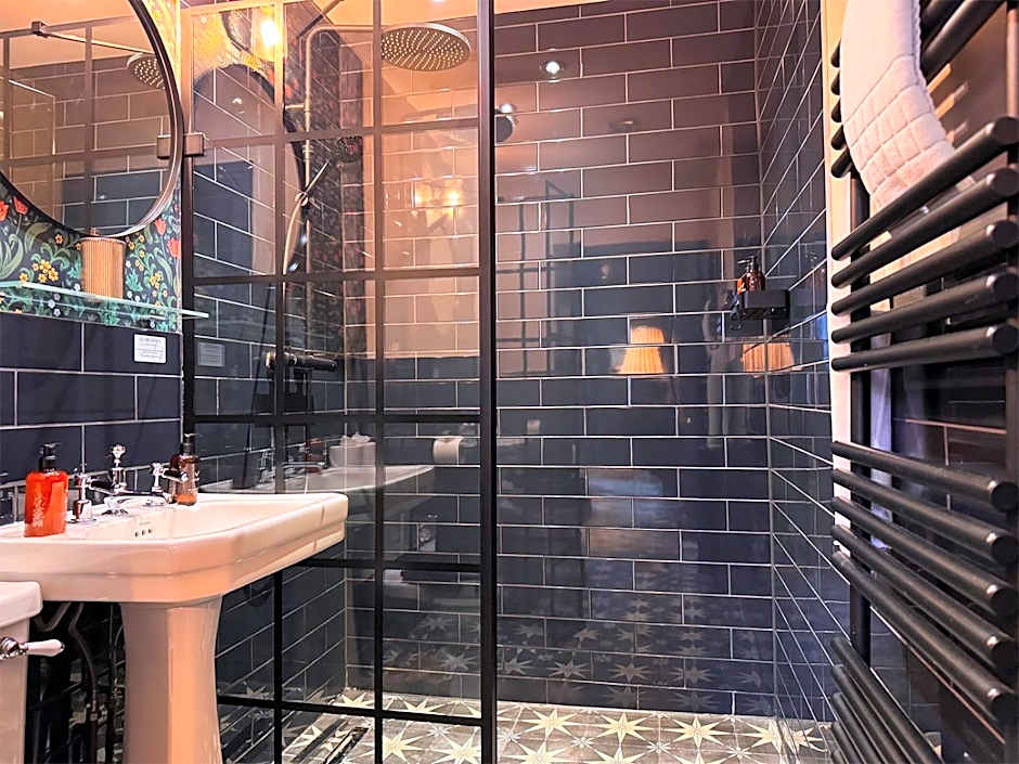 Clementine's Guest House