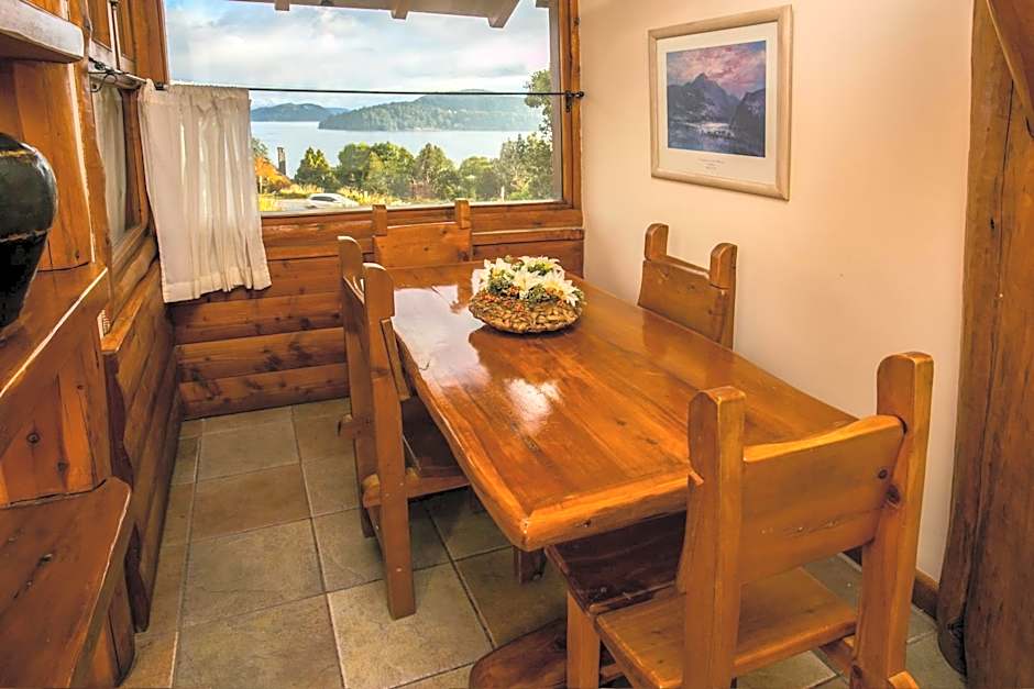 Photo 1 of 8 of Apartment, Lake View