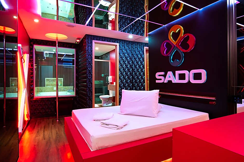 Motel fantasy 4 (adult Only)