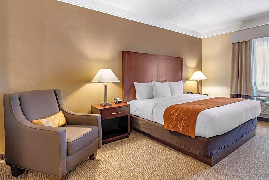 Comfort Suites Linn County Fairground And Expo